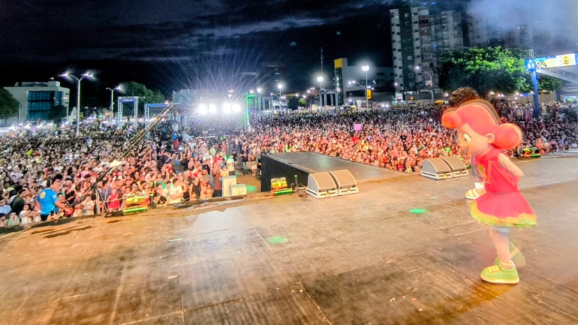 Segunda noite do Mossoró Sal & Luz leva multidão à Estação das Artes