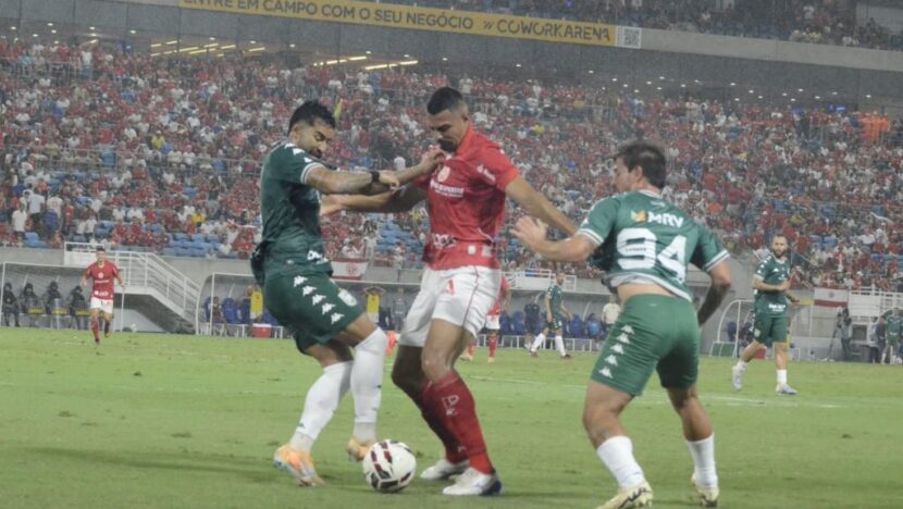 América leva vantagem para decisão fora