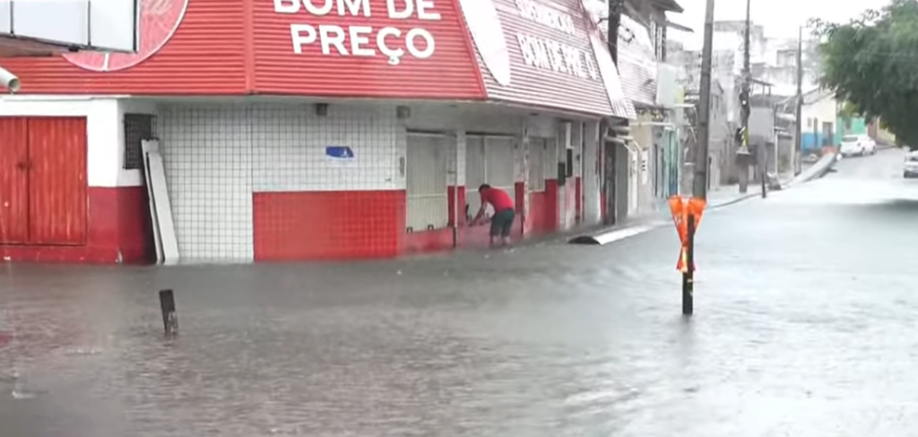 Limpeza da drenagem foi intensificada