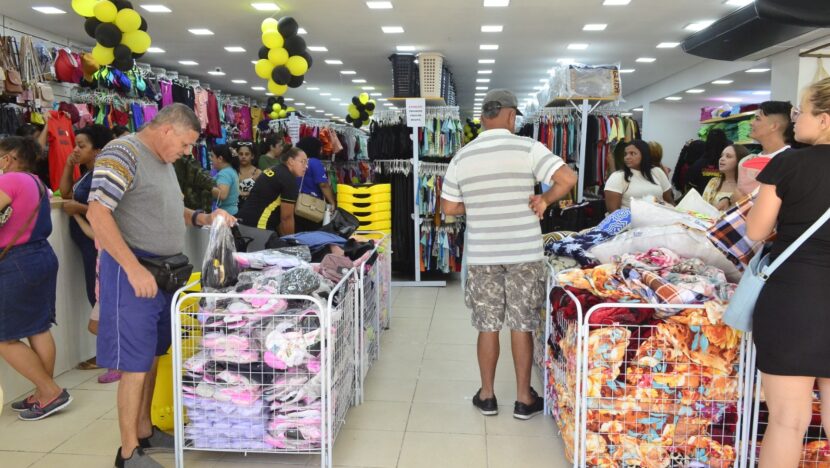 Acordo define novas regras para trabalho no comércio em feriados; Saiba o que muda